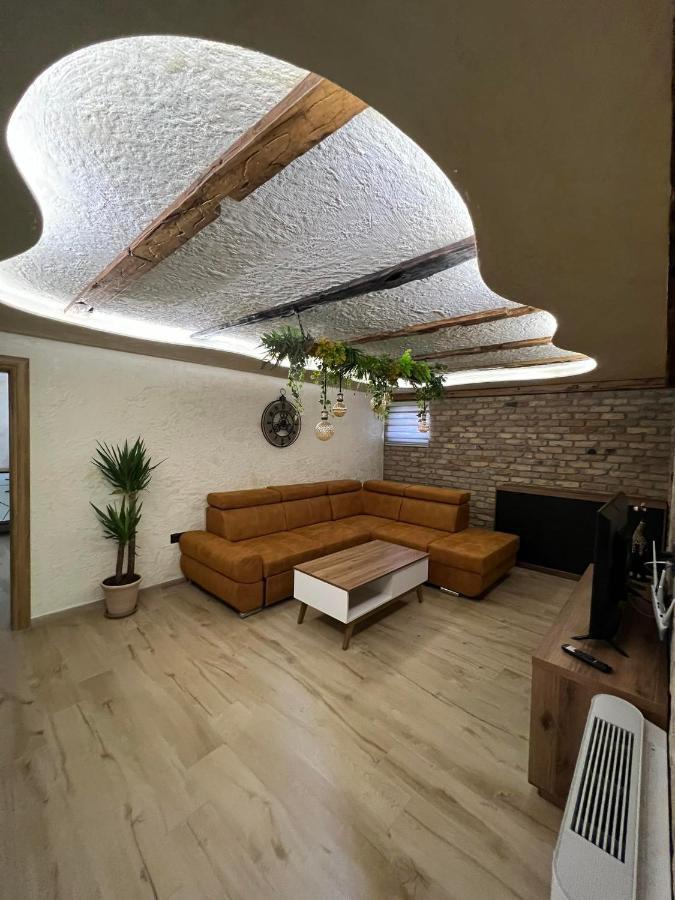 Motel Pizzeria Actros Nova Topola 外观 照片